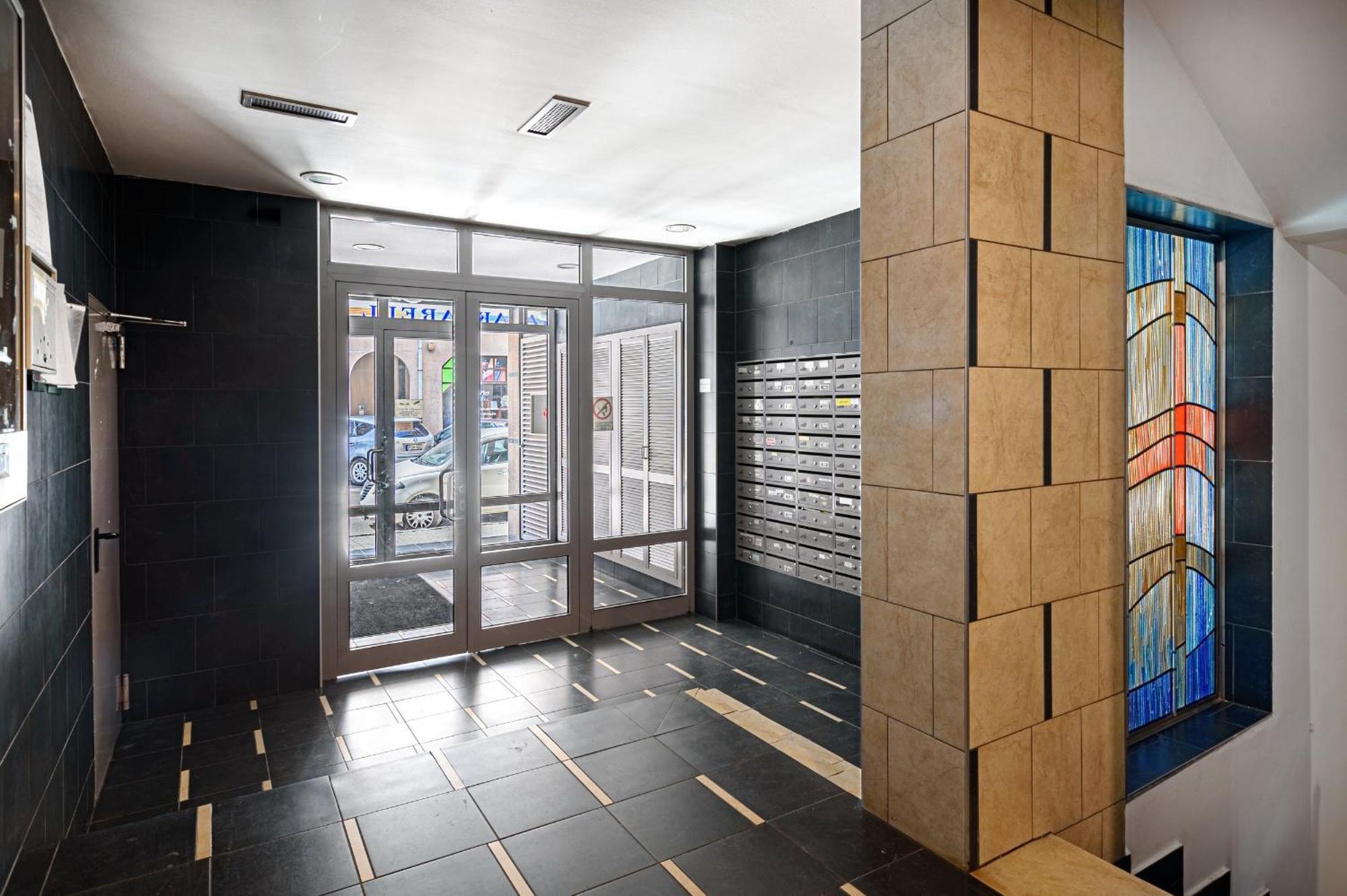 Modern New 2 Bedrooms 8th Floor Apartment Budapest